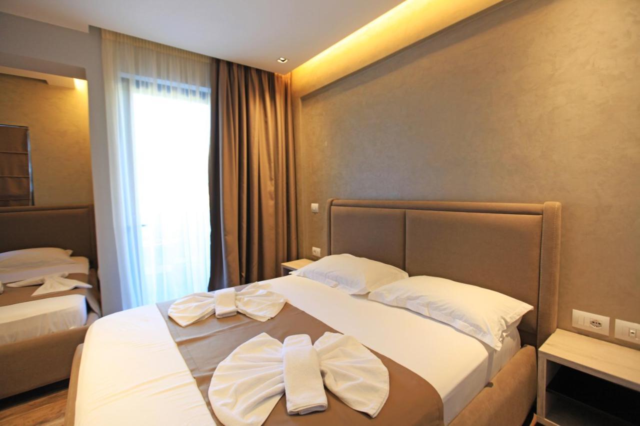 Hotel Citrus Ksamil Exterior photo