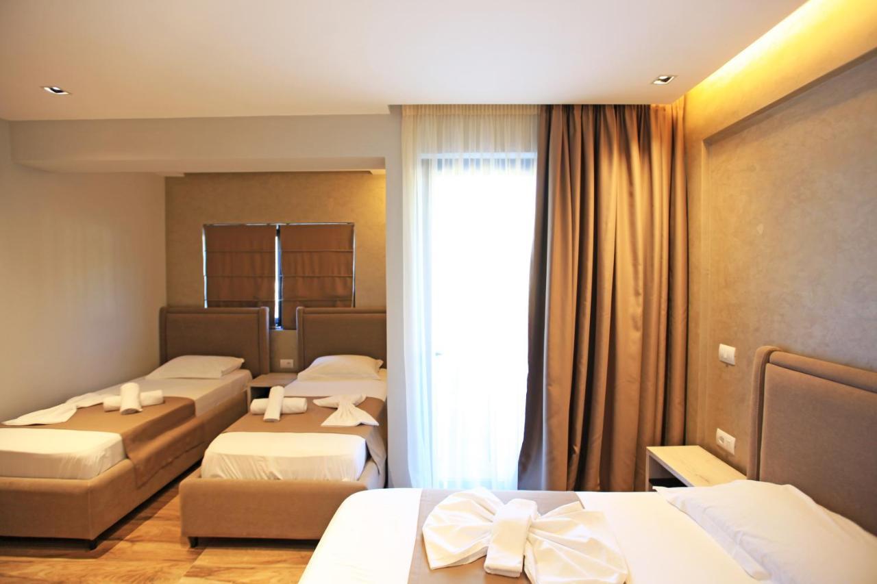 Hotel Citrus Ksamil Exterior photo